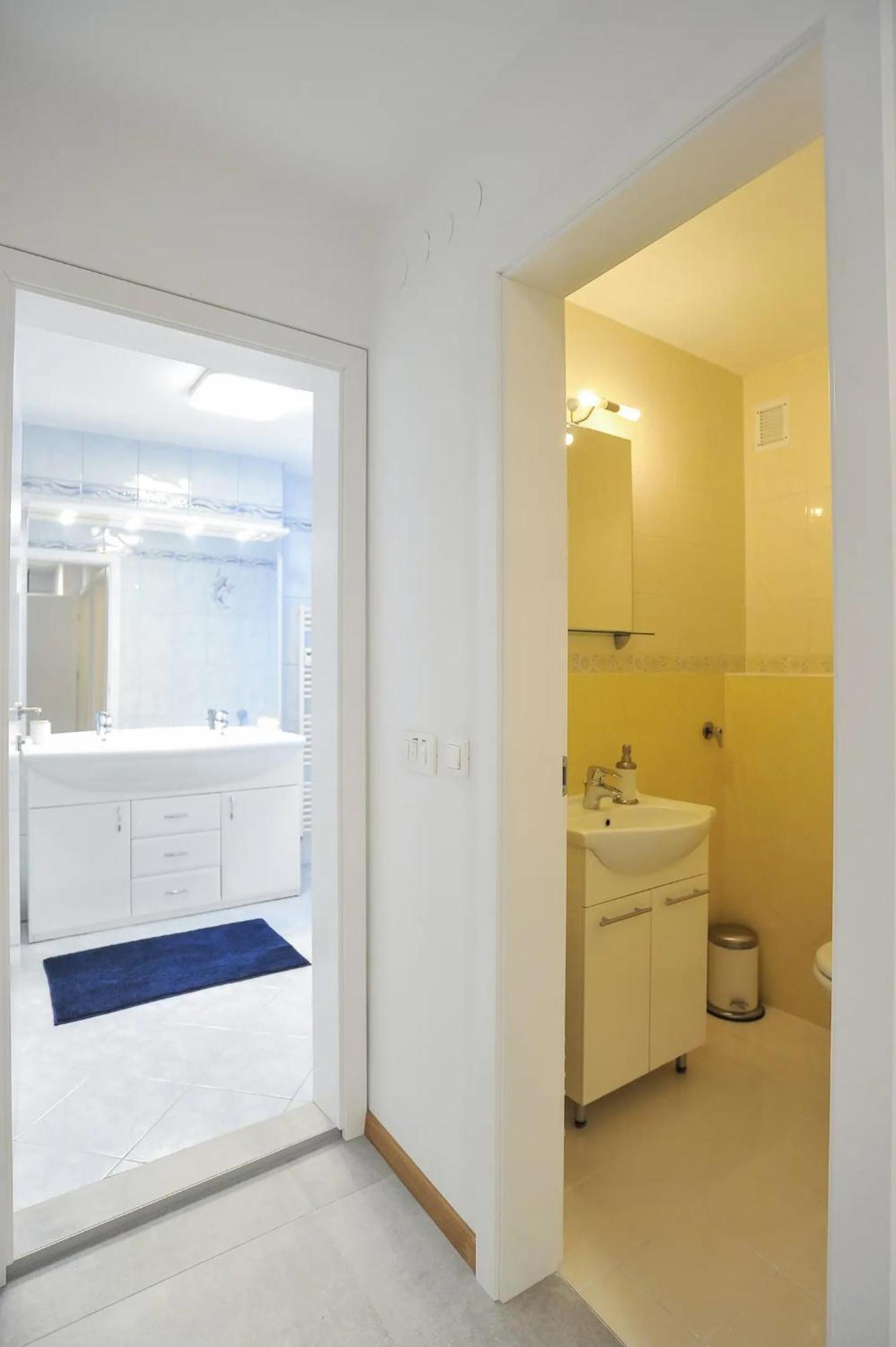 Strict City Apartments Ljubljana Extérieur photo